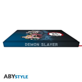 DEMON SLAYER - A5 Notizbuch "Säulen"  Dämonen passen besser auf, wenn sie mit den Säulen konfrontiert werden, den besten Kämpfern der Dämonentöter. Ihre Macht ist unübertroffen, und sie nutzen ihre Atemtechniken, um Muzan und die Dämonen zu besiegen! Sie